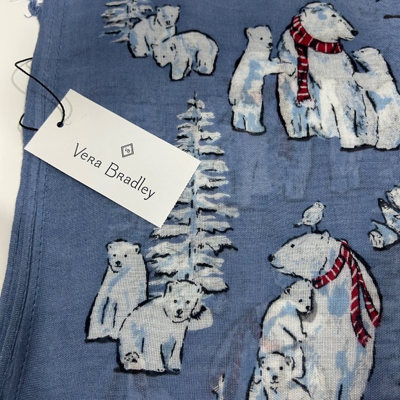 Vera Bradley-BEARY COOL BLUE-Soft Fringe Scarf Polar Bears soft shawl/cover NEW - Picture 2 of 9